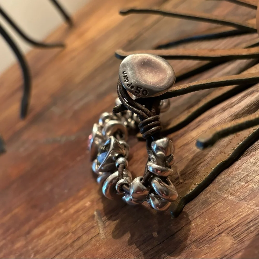 Uno de 50 Lady Marmalade Bracelet - Picture 2 of 3